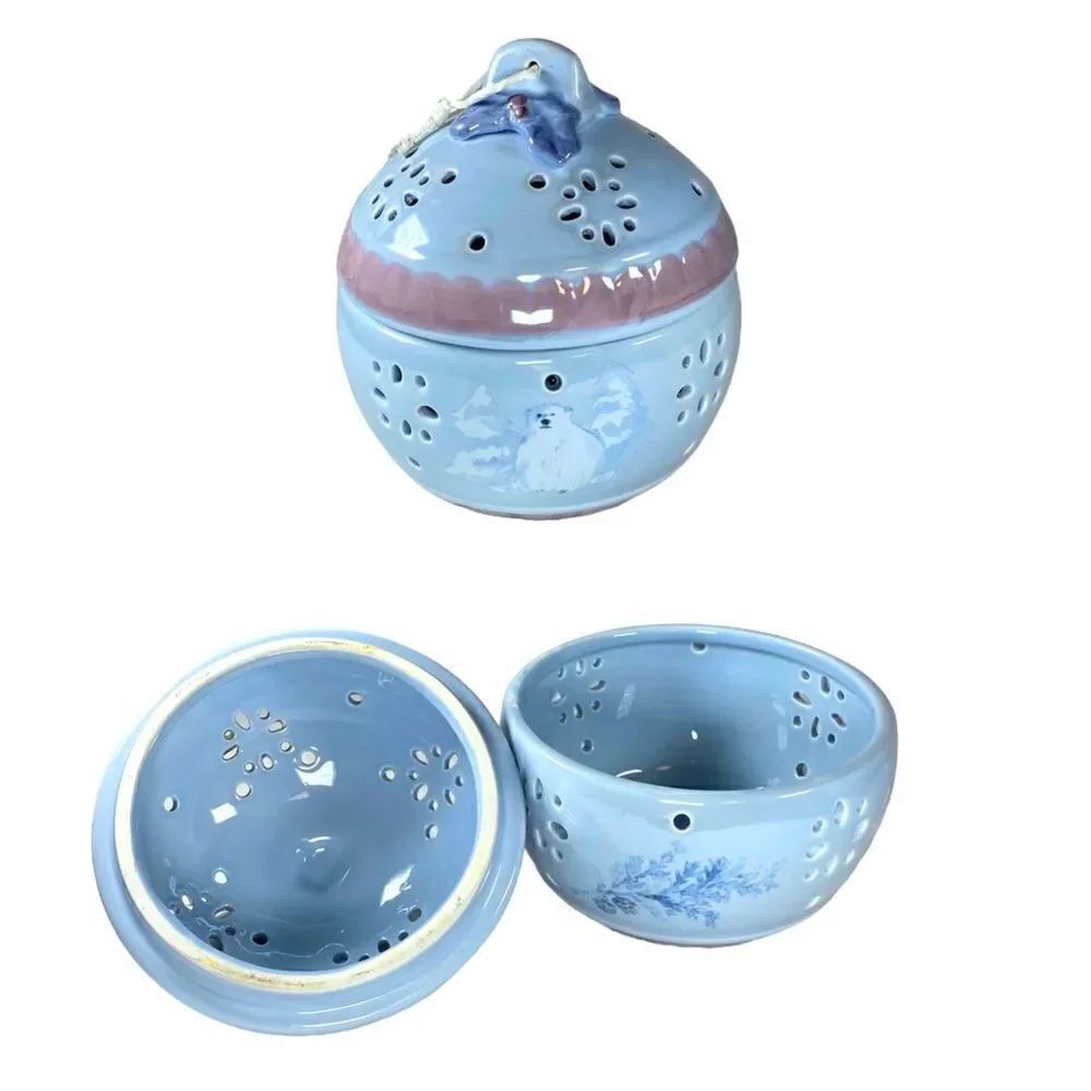 Beautiful Blue Pfaltzgraff Winter Frost 2-Piece Tea Light Candle Holder
